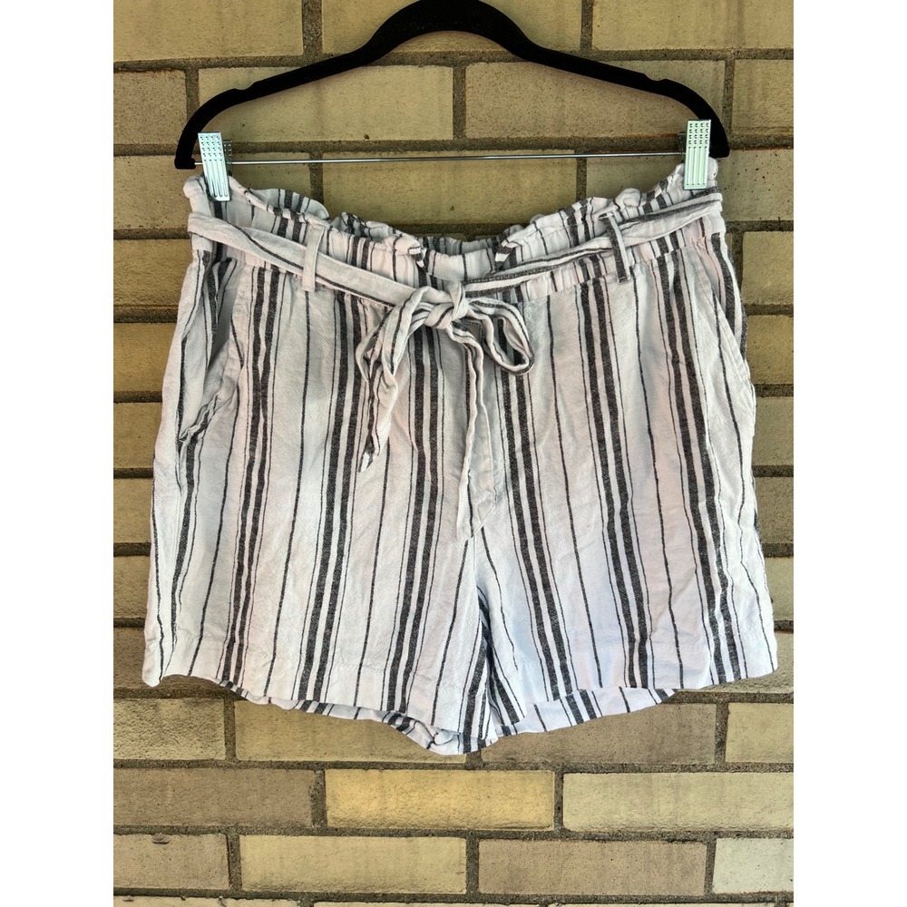 Old Navy High Waist Paperbag Shorts - White with Black Stripes